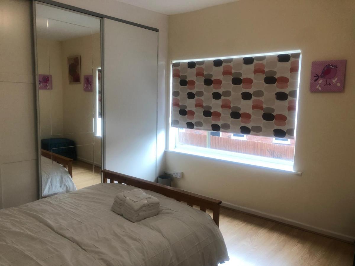 Eejs Beautiful 2 Bed Home Northfield Екстер'єр фото